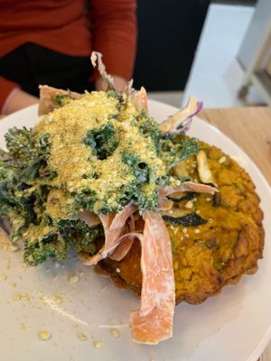 Quiché and salad at Bunny's Deli in Madrid