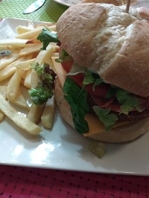 Hamburguesa de judías. at V de Vegetta in Mostoles