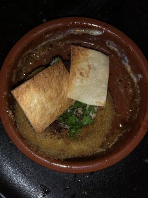 Een extra  veggie gerechtje gekregen at Les Délices du Caire in Chaumont