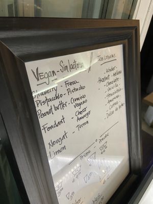 Menu showing vegan options   at Fresca Passione Heladeria in Marbella
