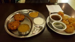 vada and pani pori  at Sangeetha in Kuala Lumpur