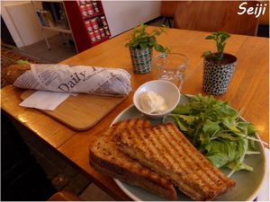 Croque-monsieur and sauerkraut sandwich at Sultans in Antwerpen