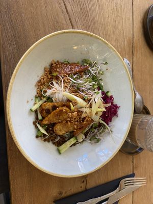 Tempeh salade   at Gember in Horst