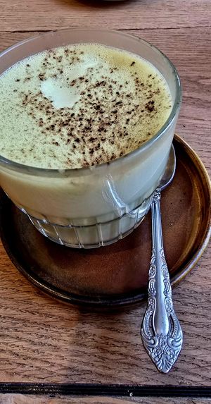 Golden chai latte at Gember in Horst