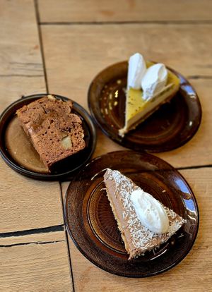 Delicious cakes and sweets at Gember in Horst