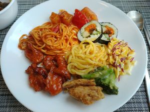 소이 후라이드 at Loving Hut - Yangjae Juam in Gyeonggi-do