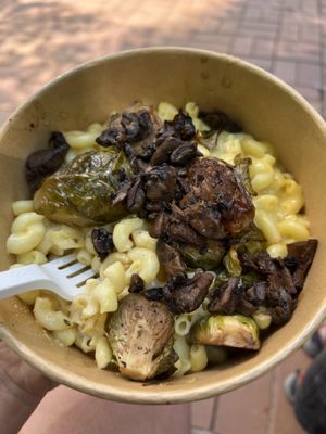 Brussels n bac’n Mac   at Sprouting Dreams in Dayton