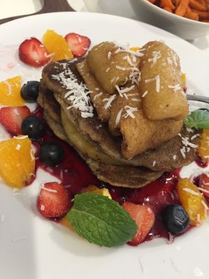 Vegan pancake at ManicOrganic Cafe in Penrith