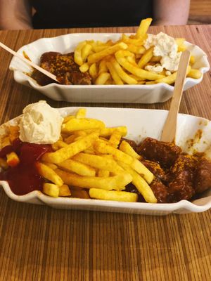 Tofu sausage and seitan sausage with the works   at Curry One in Berlin