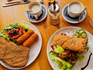 Kroketjes with organic breadslices and salade at Logica Cafe Restaurant in Leiden