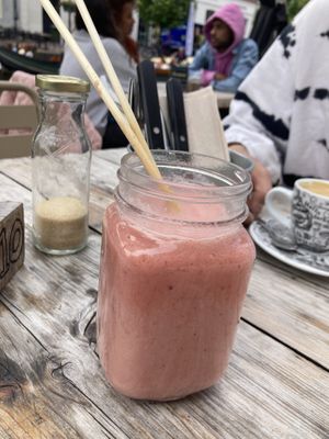 Smoothie of the day!  at Logica Cafe Restaurant in Leiden