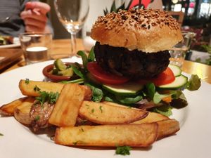 Blacl rice burger at Logica Cafe Restaurant in Leiden
