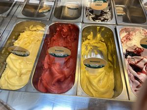 different sorts  at Claudio - Gelato con Passione in Mallorca