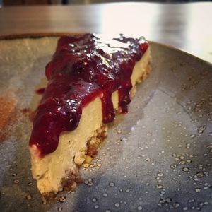Cheesecake de Frutas Vermelhas Raw vegan  at Raw Porto Alegre in Porto Alegre