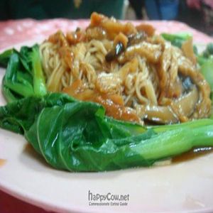 Noodles wasnt very flavoured at Wan Fo Yuan in Kuala Lumpur