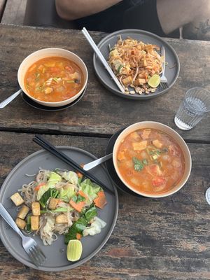 Tom Yum, vegan Pad Thai, Noodles with Tofu and veggies  at In Touch in Koh Tao