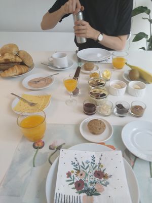 Breakfast at AM/PM in Bruges