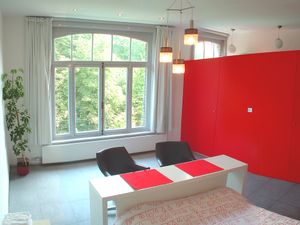 room with private bathroom (with vegan soap)
vegan breakfast included at AM/PM in Bruges