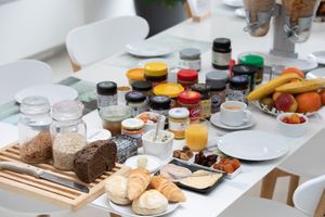 breakfast room
100% vegan buffet included in the price at AM/PM in Bruges