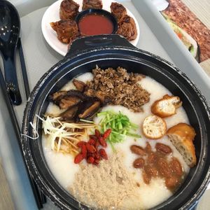 Signature soya porridge and prawn fritters at Truly Vegetarian in Central Singapore