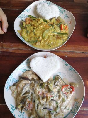 Vegetable curry and egg plant dish. (the curry was amazing!) at Ven'z Kitchen in Moalboal