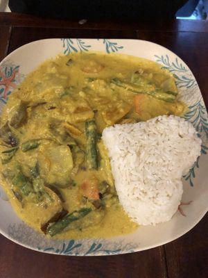 Veggies yellow curry at Ven'z Kitchen in Moalboal