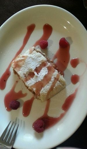 Apple Strudel (vegan) at Red Chateau in Niagara Falls