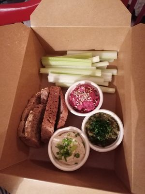 Hummus at Moagem in Aljezur