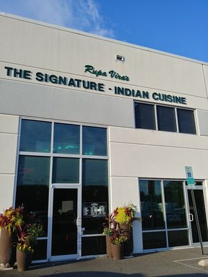 Store Front at Rupa Vira's The Signature in Ashburn