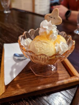  at Liutaio Music Cafe & Shop in Cambridge