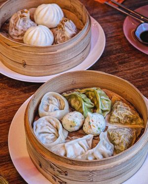  at Liutaio Music Cafe & Shop in Cambridge