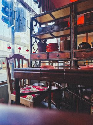  at Liutaio Music Cafe & Shop in Cambridge