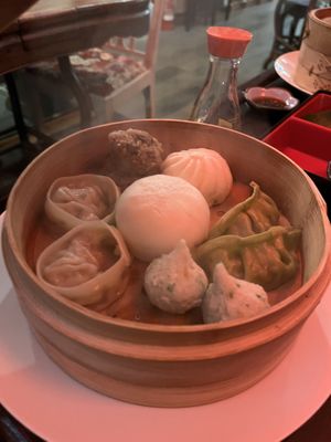   at Liutaio Music Cafe & Shop in Cambridge