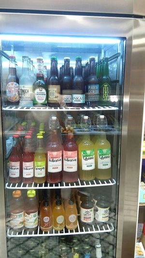 Bier & kombucha selection at All Vegan in Barcelona
