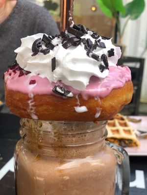 Shake at V-Box in Ghent