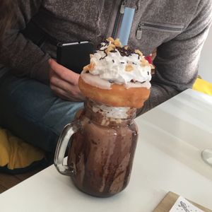 Snickers! at V-Box in Ghent