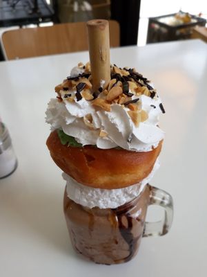 Shake at V-Box in Ghent