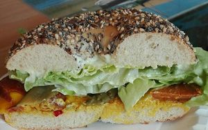 Bagel at La Fourchette Bio in Arcachon