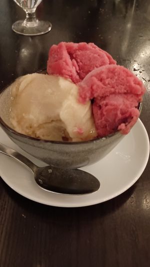  at Nubar in Cambridge