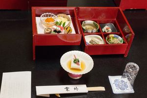 The initial red box small plates at Ungai in Matsushima