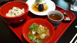Main course - tempura fig, aubergine, rice, soup, toppings at Ungai in Matsushima