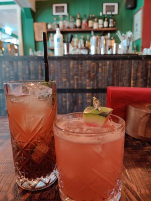 Cocktails at The Tipsy Vegan in Cambridge