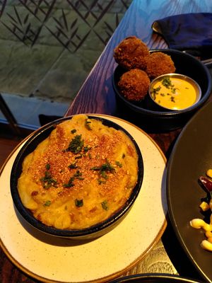 mac and cheese at The Tipsy Vegan in Cambridge