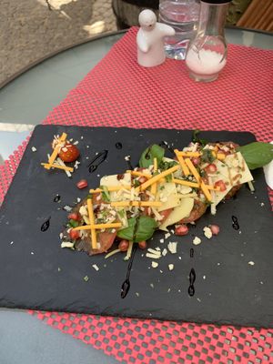 Vegan Caprese Salad at Hortela in Portimao