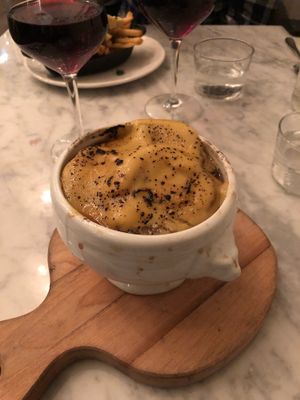 French onion soup at LOV - Montagne in Montreal