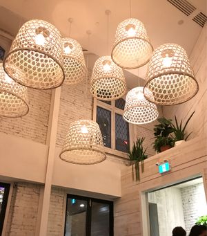 Nice lighting at LOV - Montagne in Montreal