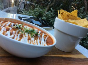 Chili sin carne at LOV - Montagne in Montreal