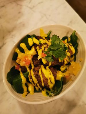 quinoa fritters at LOV - Montagne in Montreal