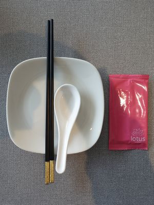 Cutlery and wet issue at Lotus Vegetarian 莲心 - Tai Seng in Central Singapore