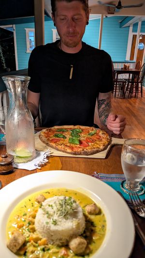 Curry and pizza at The Guava Limb in San Ignacio